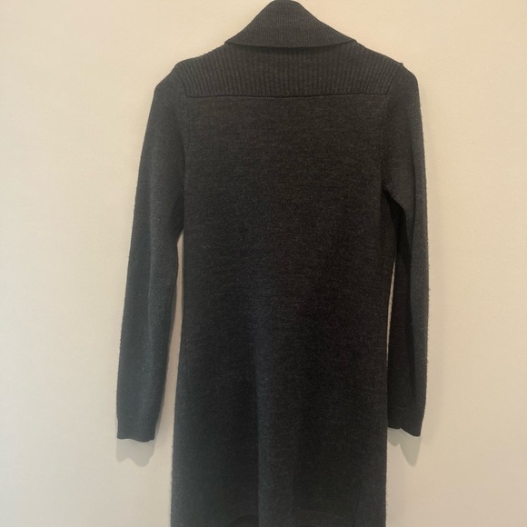 Ellen Tracy Cardigan Sweater Size S Charcoal Grey Detail Buckle - Picture 6 of 6